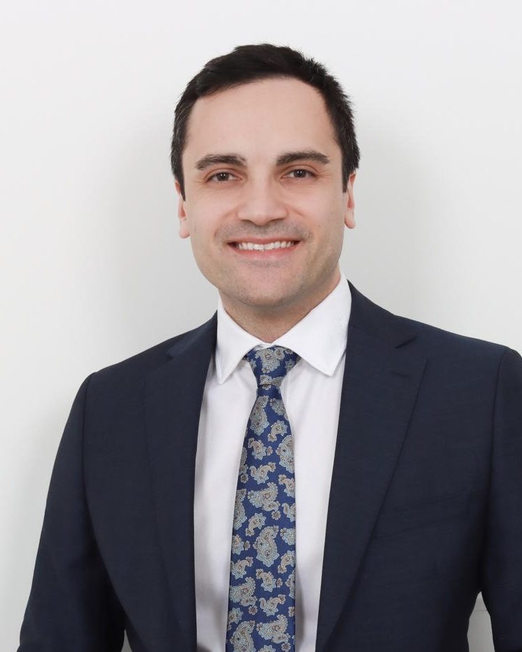 Assoc. Prof. Dr. Ayhan Işık Erdal — Preservation rhinoplasty specialist and FACS certified plastic surgeon in Istanbul, Turkey